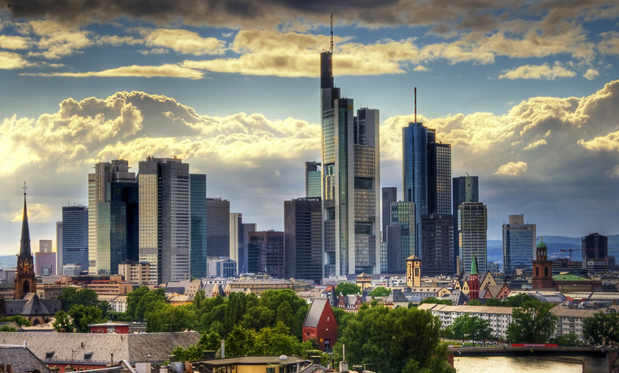 以银行总部看全球gdp前十强——中美摩天楼引领,德意高度均超200