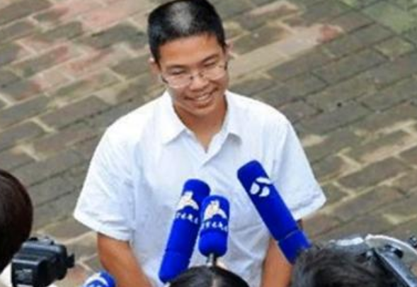 江苏高考作文，只有755个字却获得“满分”，他是怎么做到的？