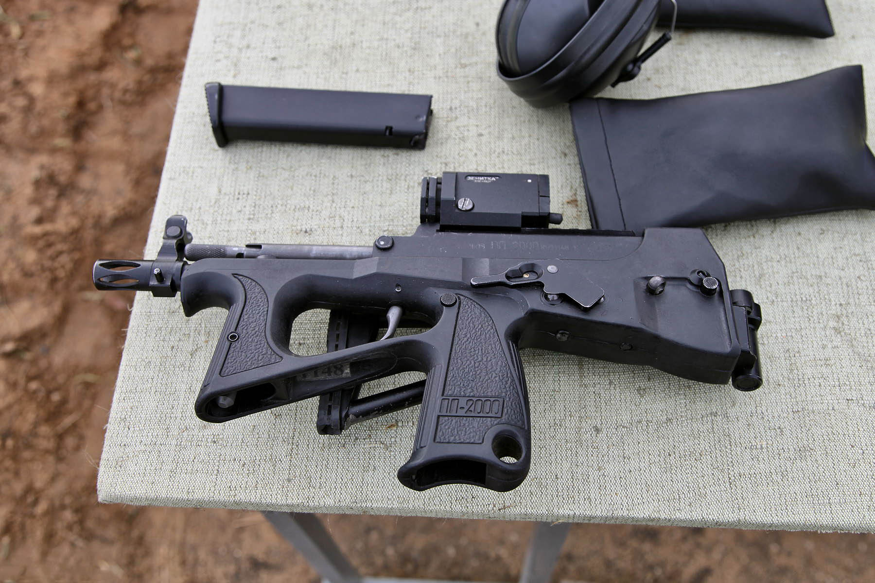 防身武器大全(16种单兵自卫武器,比冲锋枪还稳准狠)