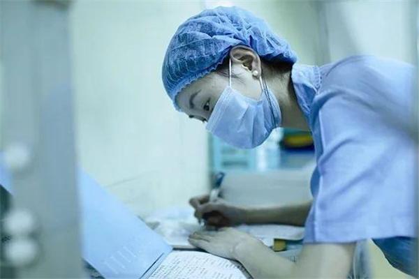 内蒙古医科大学分数线（这些医学院适合中等生报考）