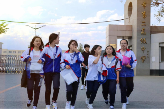 高中努力学习三年，考不上本科很丢人？本科录取率带你认清现实