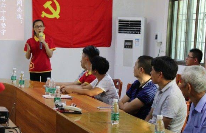 大学生入党的决定权在谁手中？关键在于两个人，和成绩没有关系