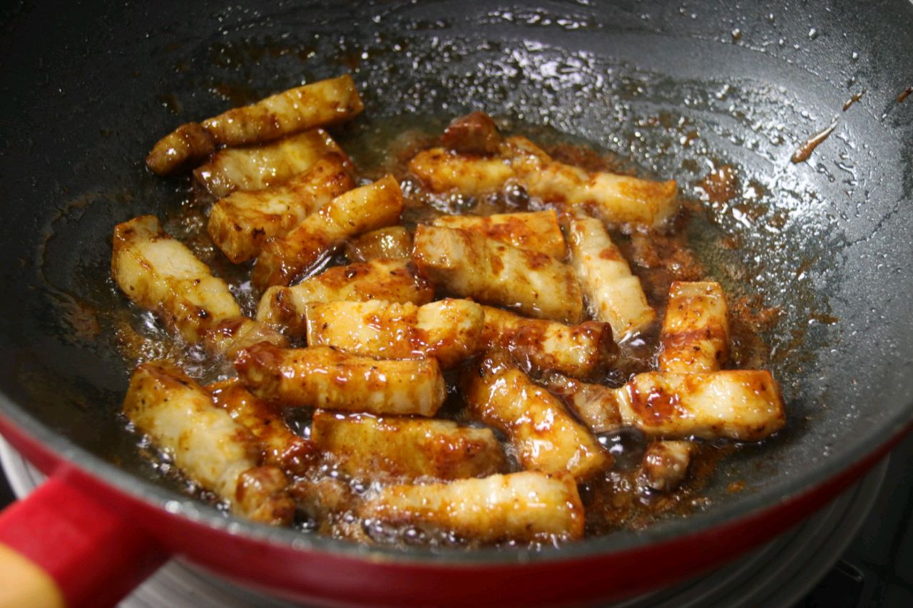 用蔓越莓来做一道红烧肉，酸甜够味，根本就停不下来