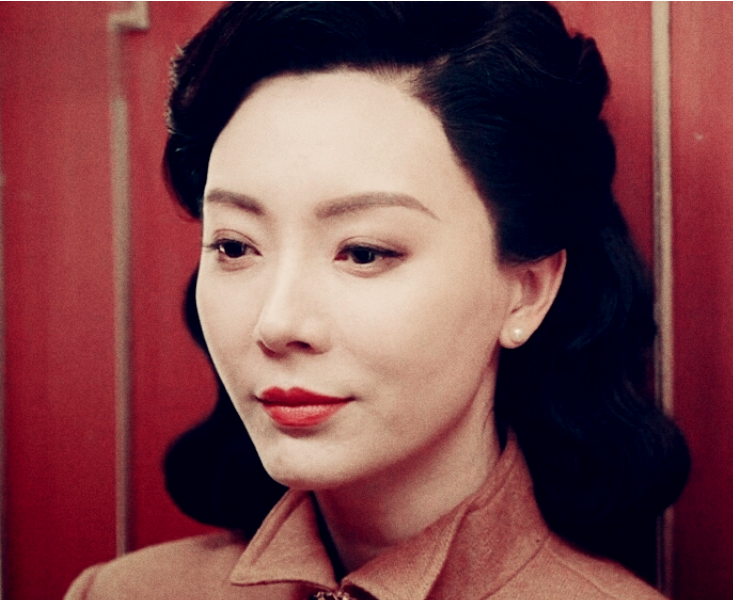 三年的时间里,陈数一口气拍摄了七部电视剧作品,还有一部电影作品.