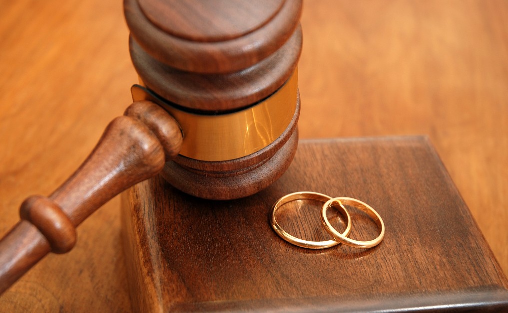 结婚年龄法定是多少及2025年新婚姻法规定民法典