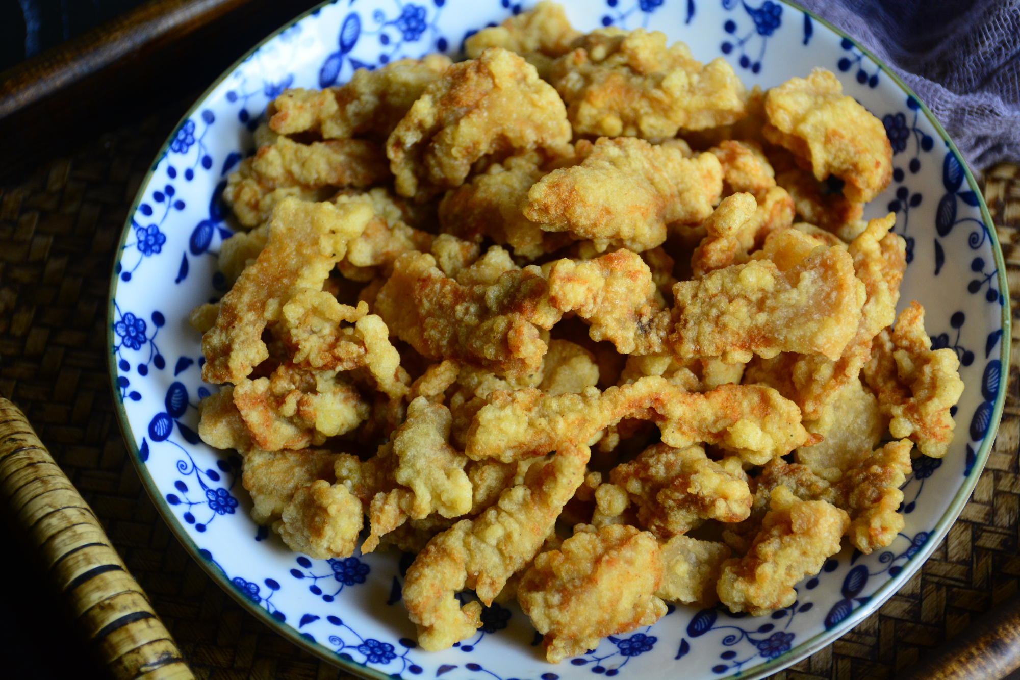酥肉怎么做又酥又脆（教你炸酥肉地道做法又香又酥）