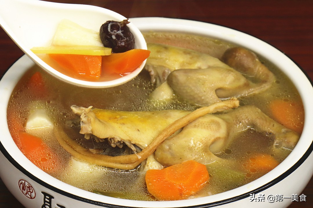 鴿子湯怎么燉,鴿子湯怎么燉好喝又營養(yǎng)