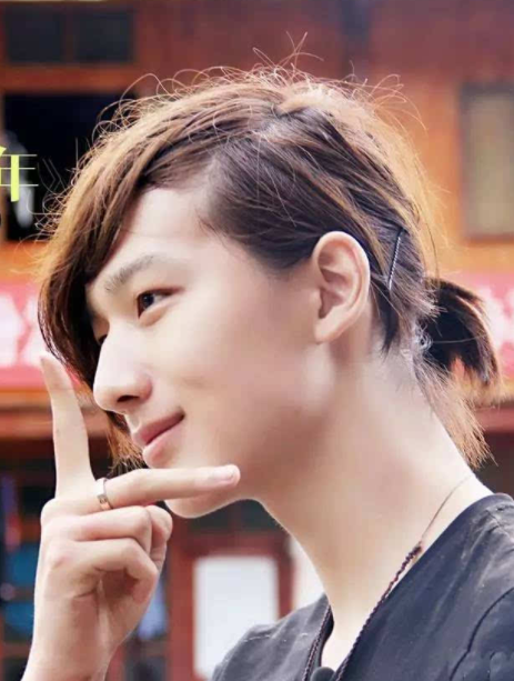 自残吸毒、闪婚闪离、欠债骗钱，一档《变形计》究竟毁了多少孩子