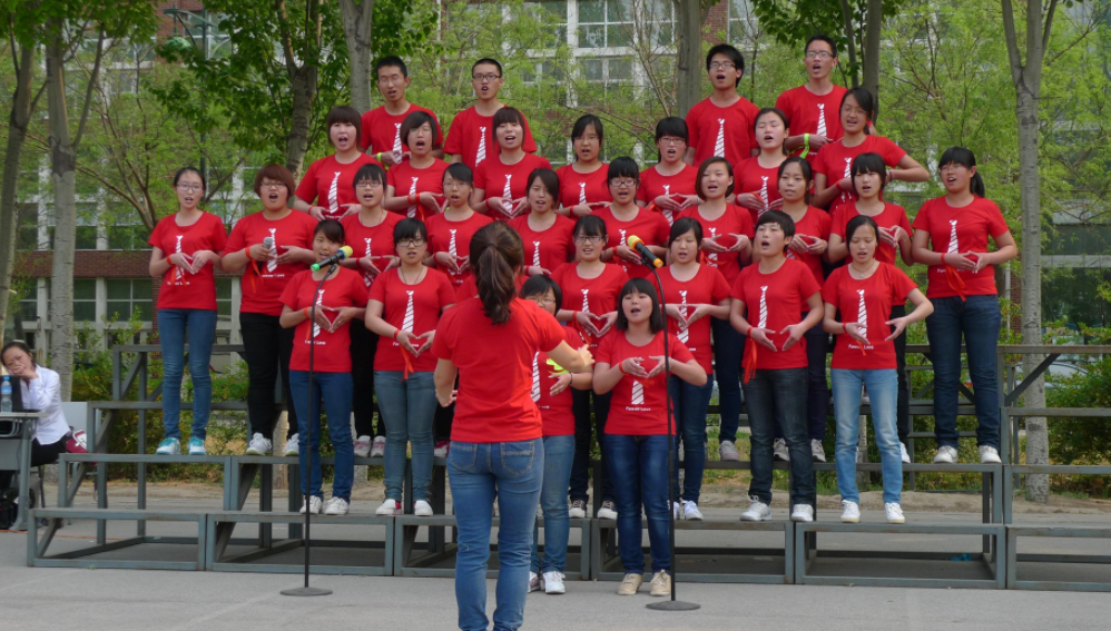 大学期间竞选班干部，不要错过这三个“职位”，选上有趣又有用