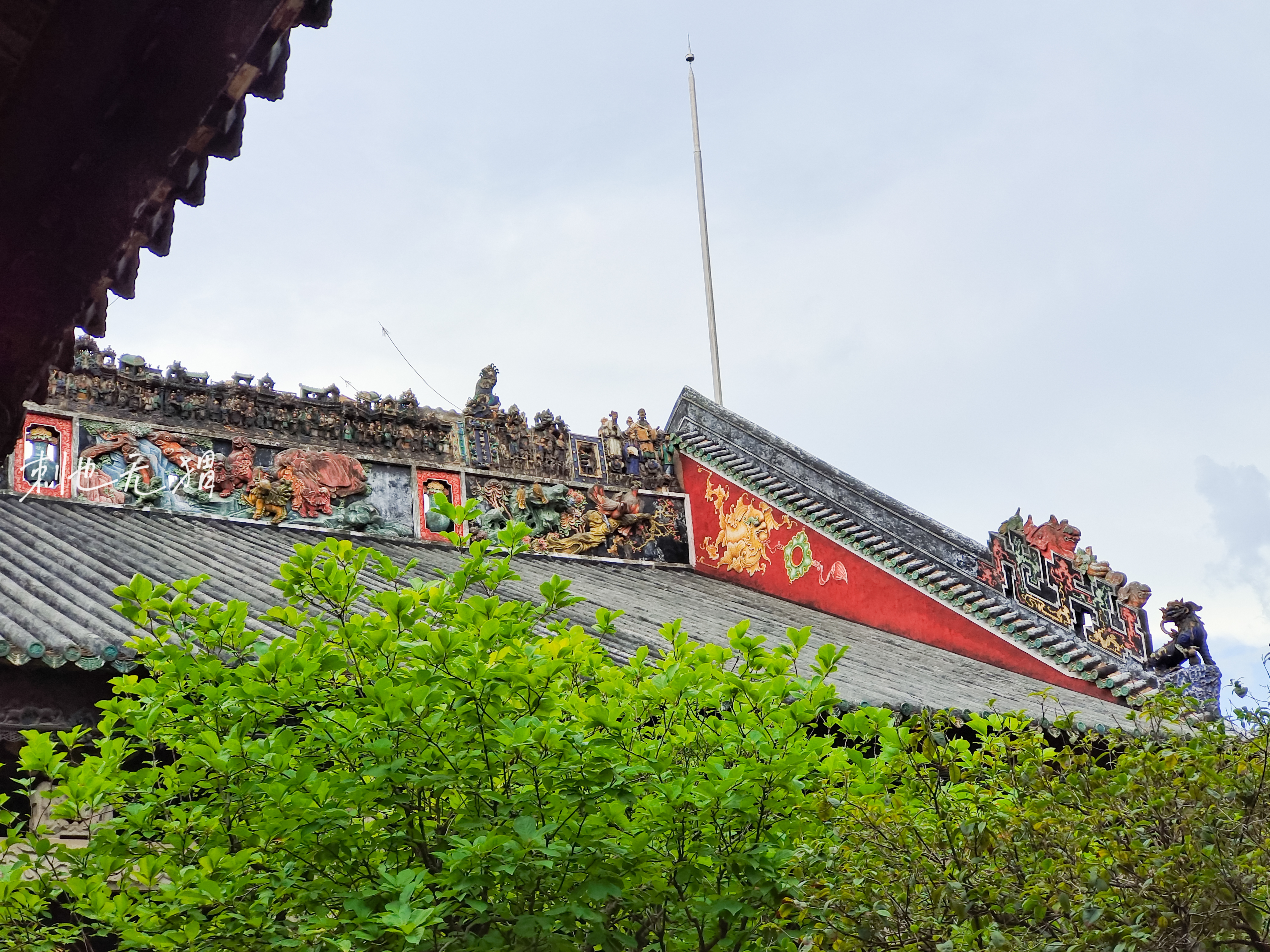 一座祠堂能有多精美？来荔湾的陈家祠一睹为快，两大看点不容错过