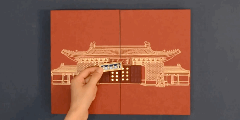 13所高校最新版录取通知书曝光！有花窗、有镭射、还有盲盒…