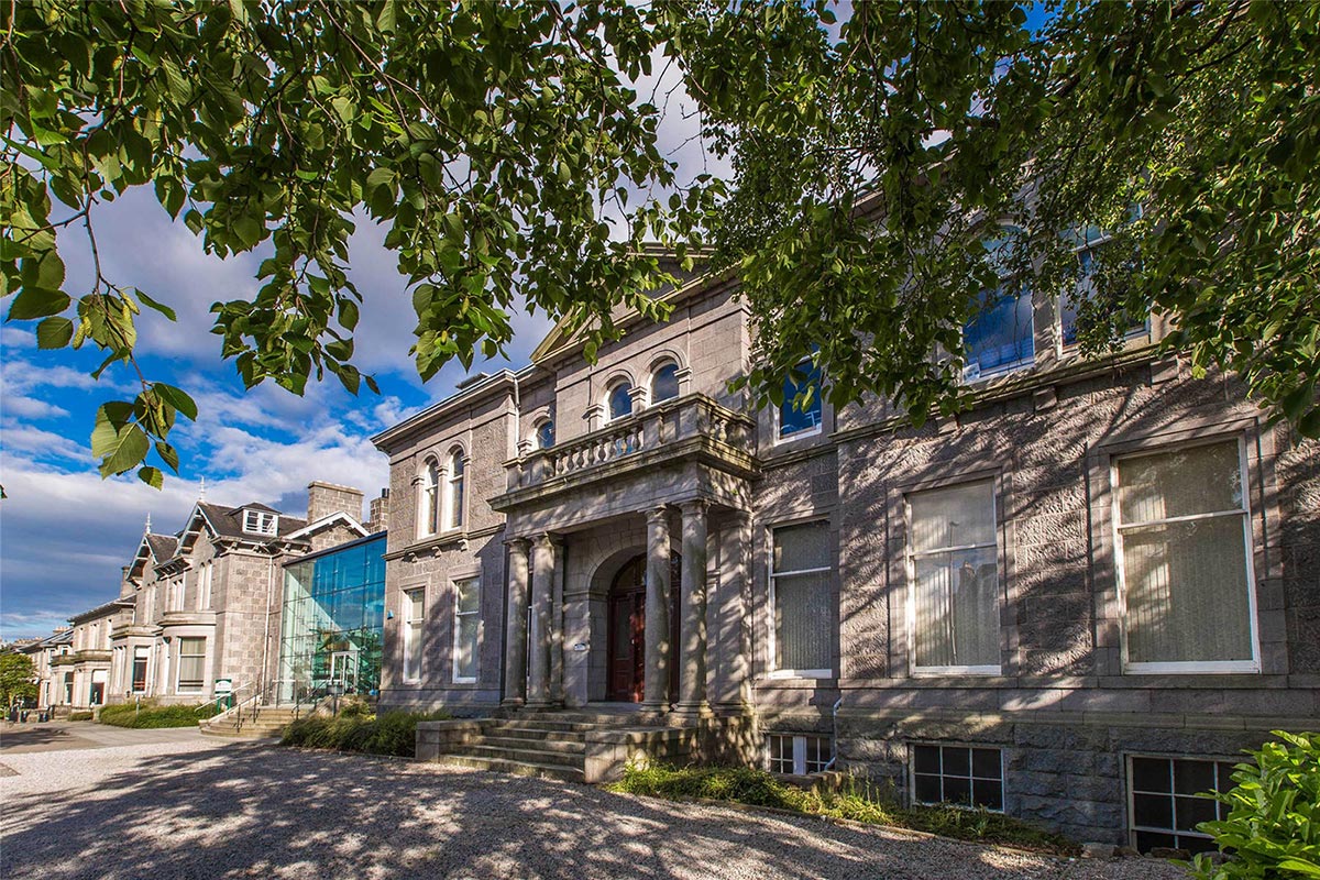 英国留学选校，你最需要考虑这三大因素