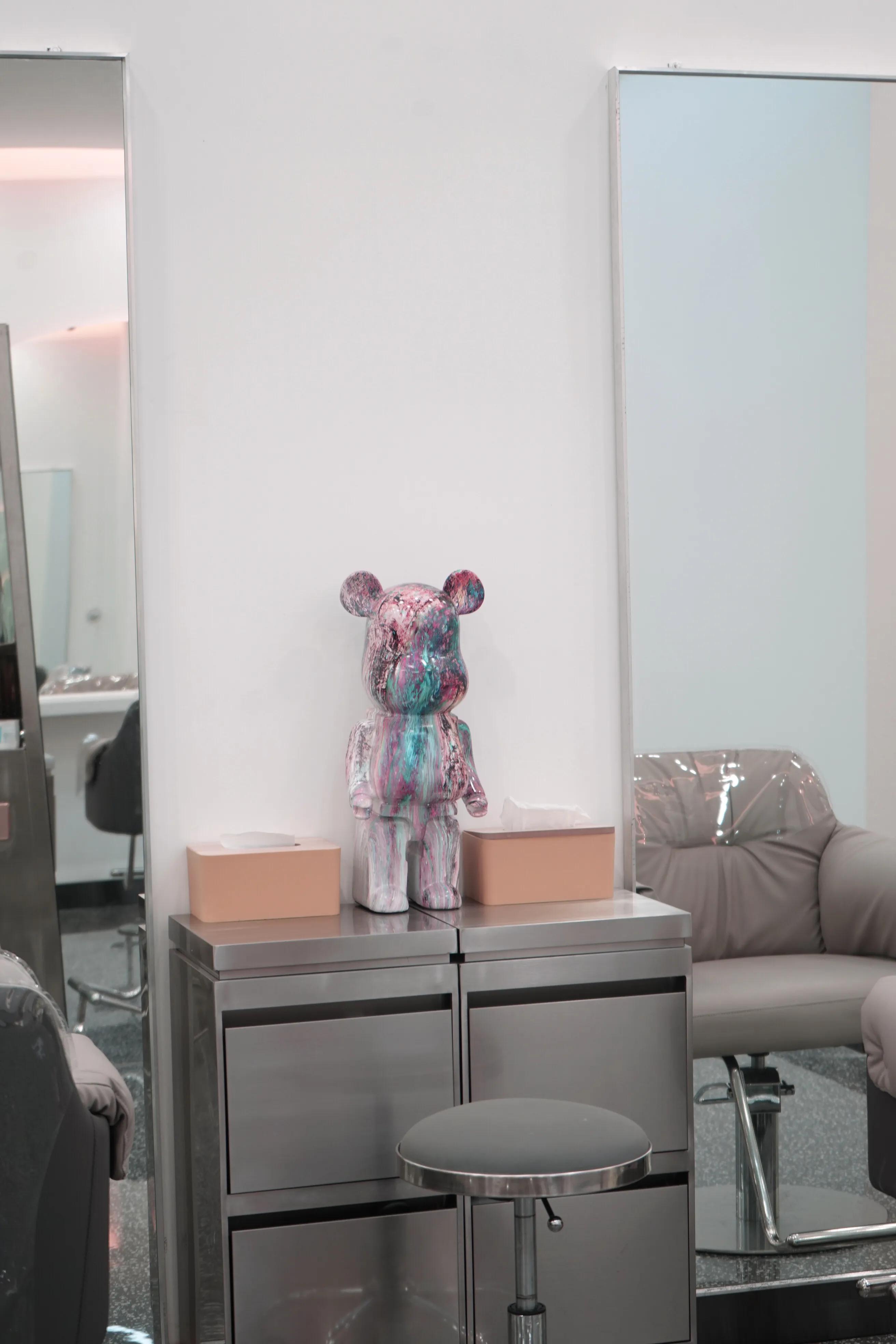 Caca hair salon | 理发店与不锈钢的艺术碰撞