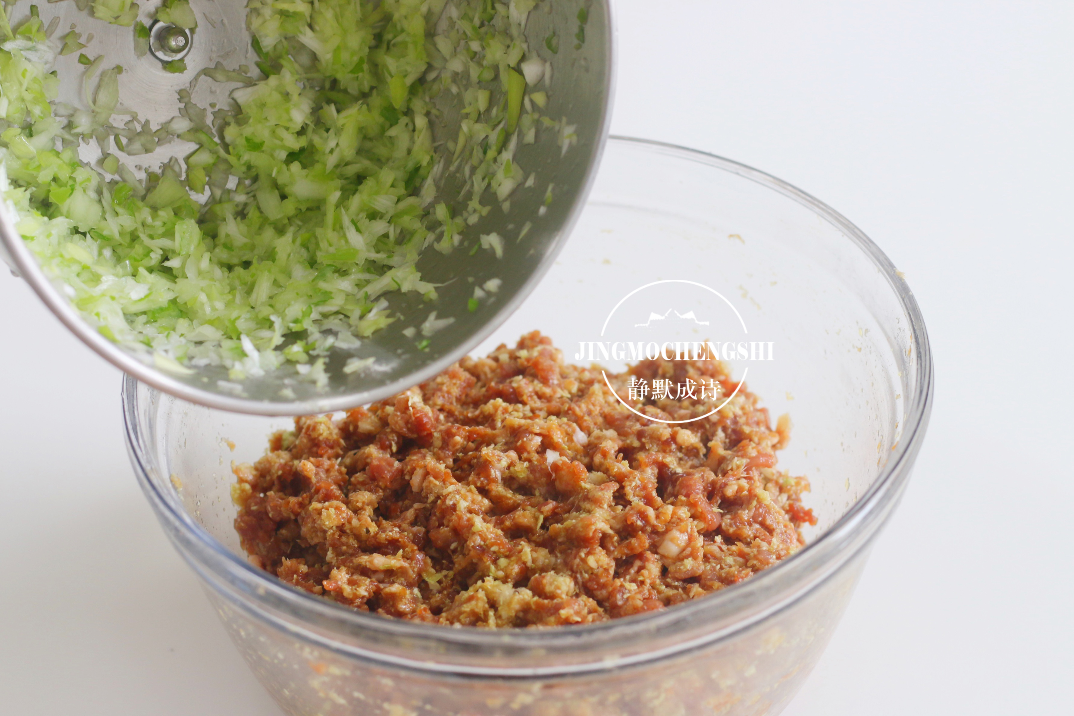 自己做肉饼，馅儿香皮软，真材实料，做法给你，学会再也不用买