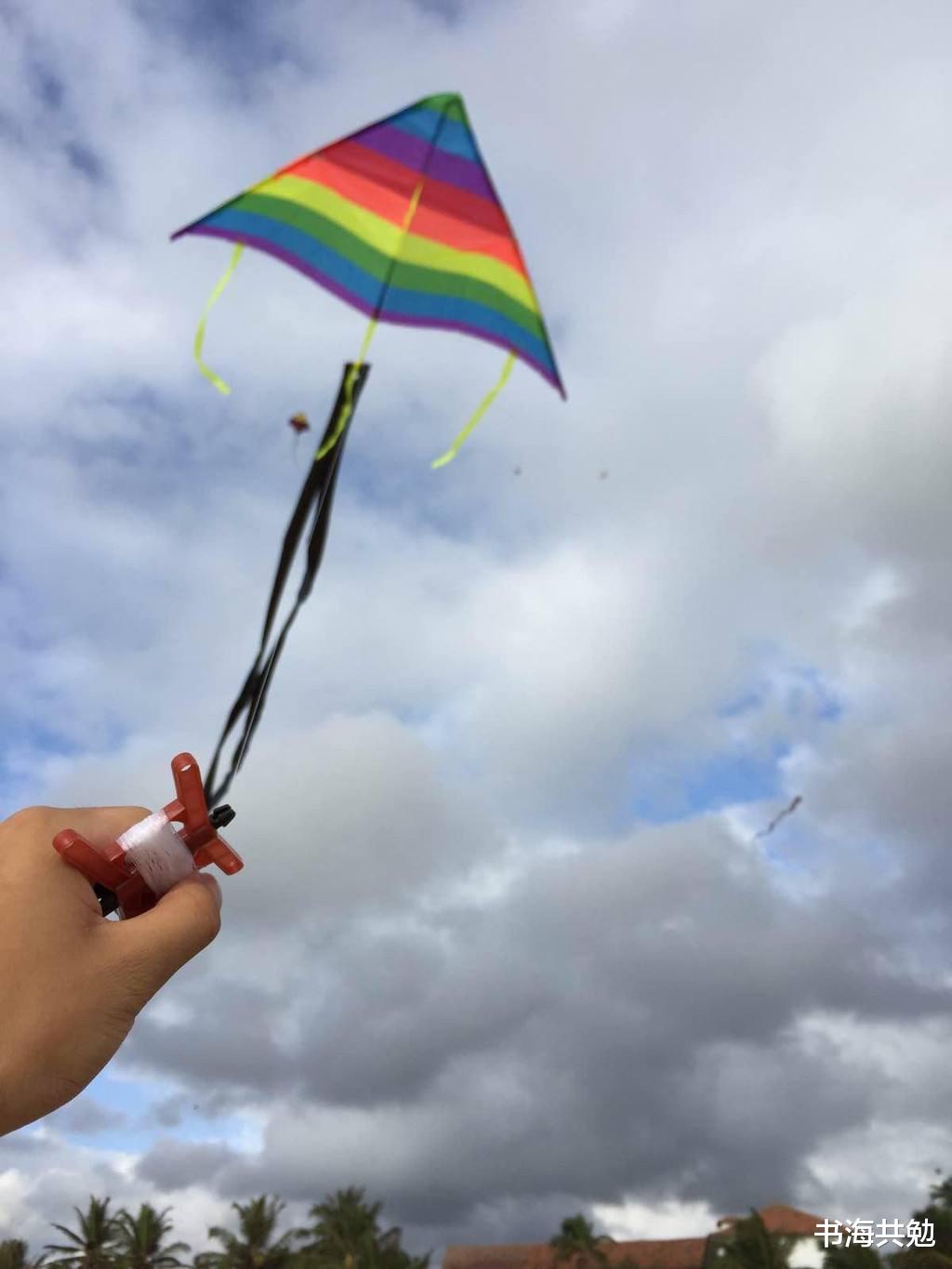 人到中年，没青春也没钱了，丈夫欺辱、感情破裂，就只能认怂吗？