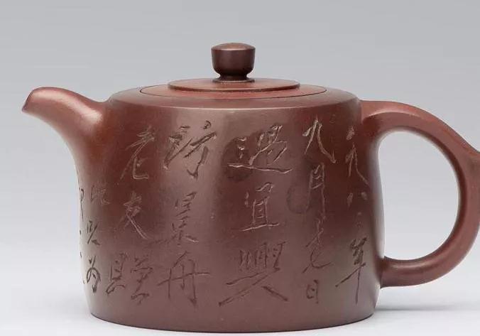 太难得！紫砂圈这些名家大师不仅壶做得好，刻绘手艺也是一流
