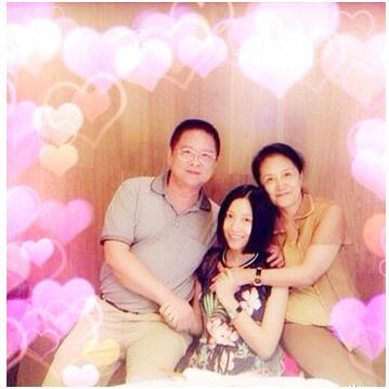 著名歌手姚贝娜病逝6年多了，年迈父母的晚年生活状况怎样？