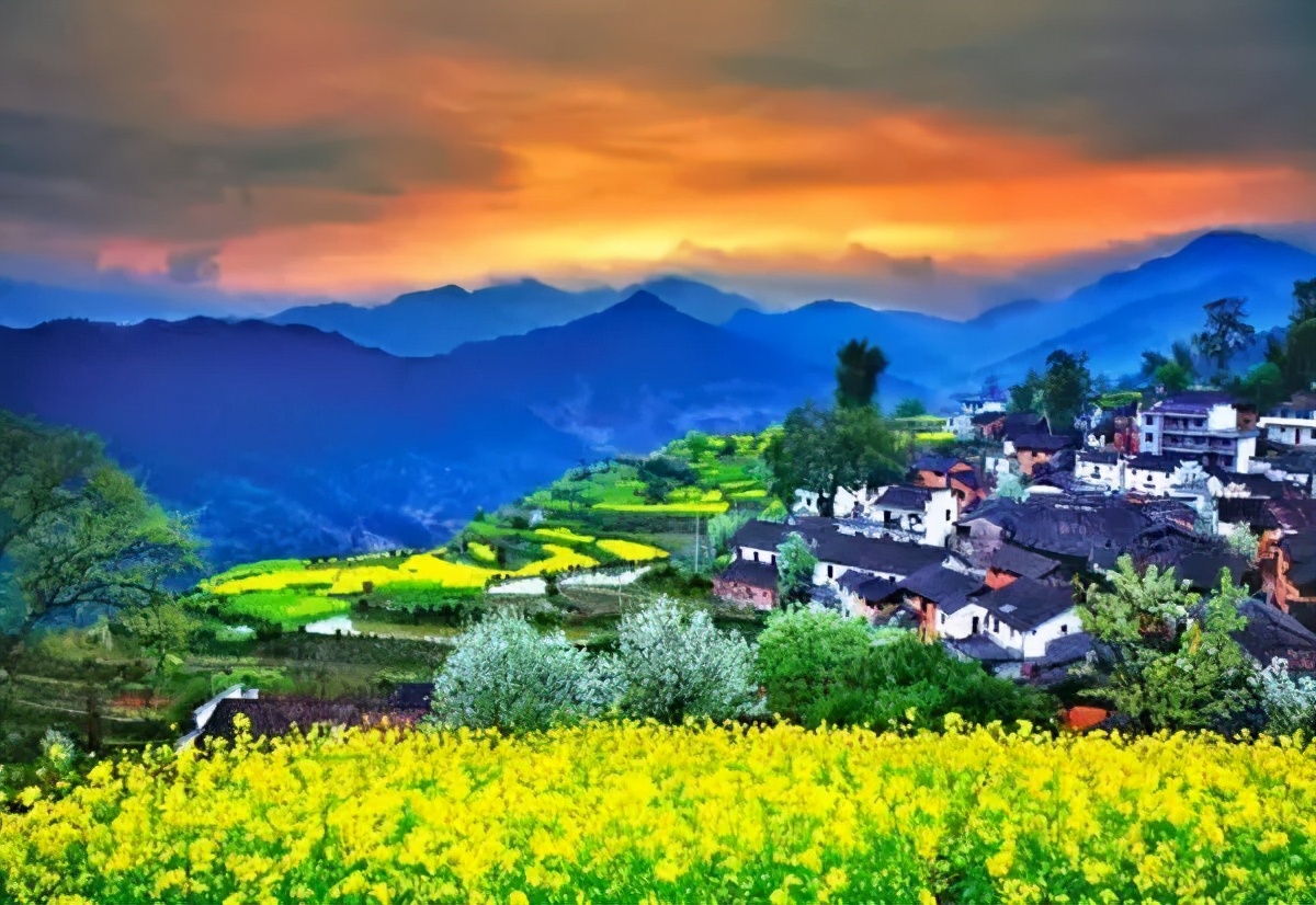 中国最具特色的20个小镇，记住它收藏它