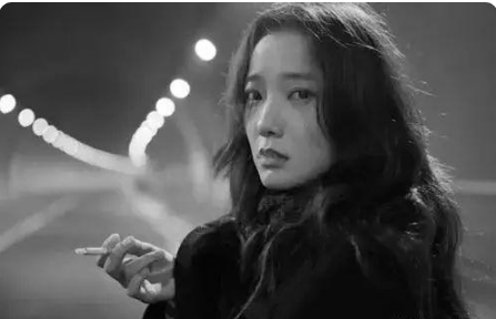 白百何都生二胎了，王珞丹还不结婚？揭秘王珞丹的风流与豪横…