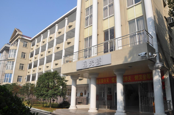 宜春这个中学清北人数樟树市第1，牛！全市第一是？