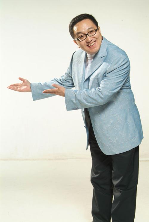 演员句号:再婚娶小11岁妻子"丫蛋",让丧子的岳父母晚年不流泪