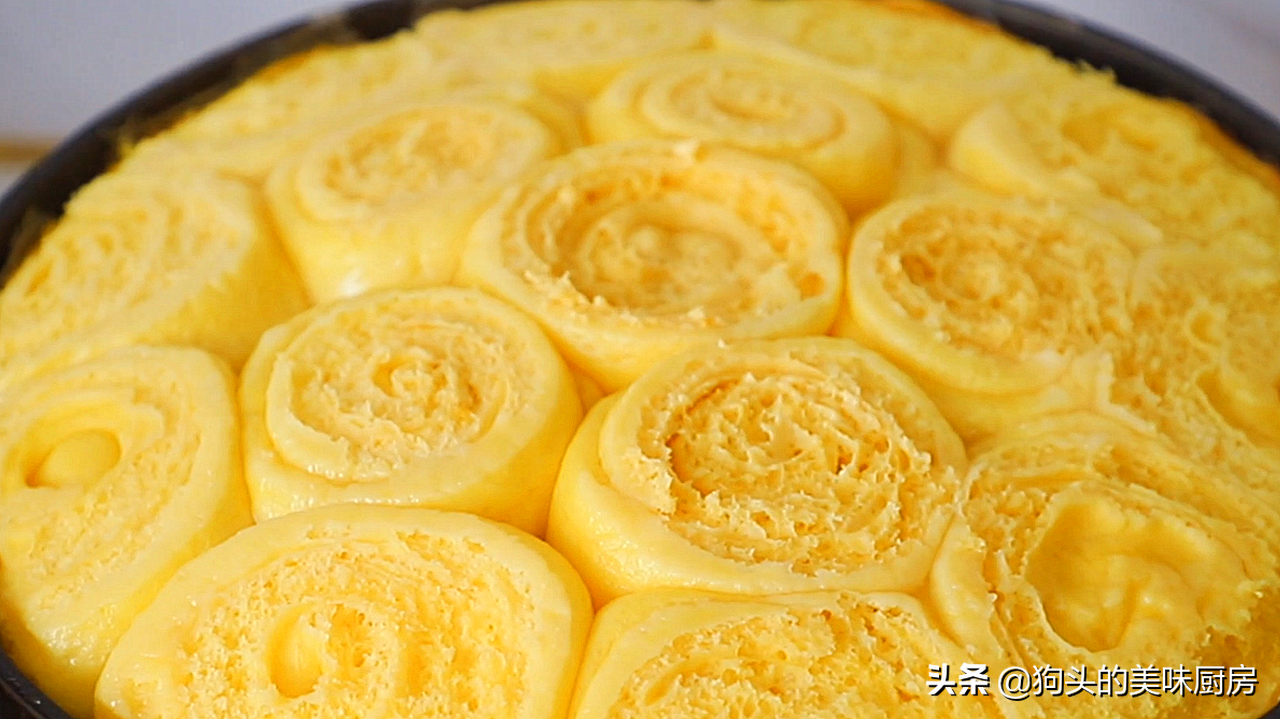 一块南瓜2个鸡蛋，不同烤箱不用蒸，教你做出金黄又蓬松的面包