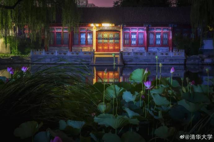 网红校园：无心做景点，却红过真景点