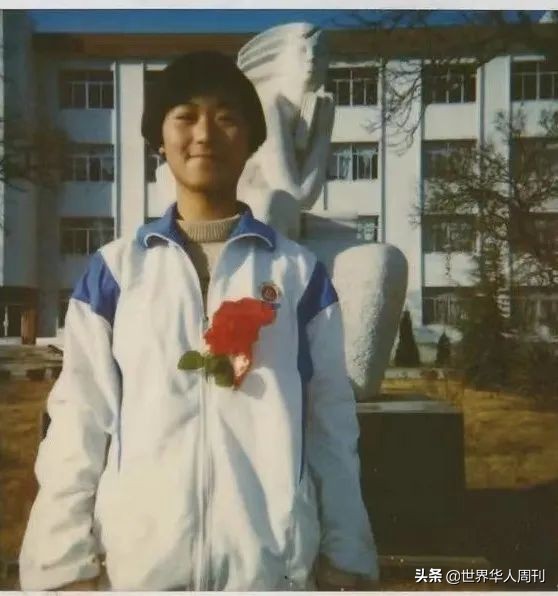 寒门少女留学失联17年，拒见患癌父母，她到底经历了什么？