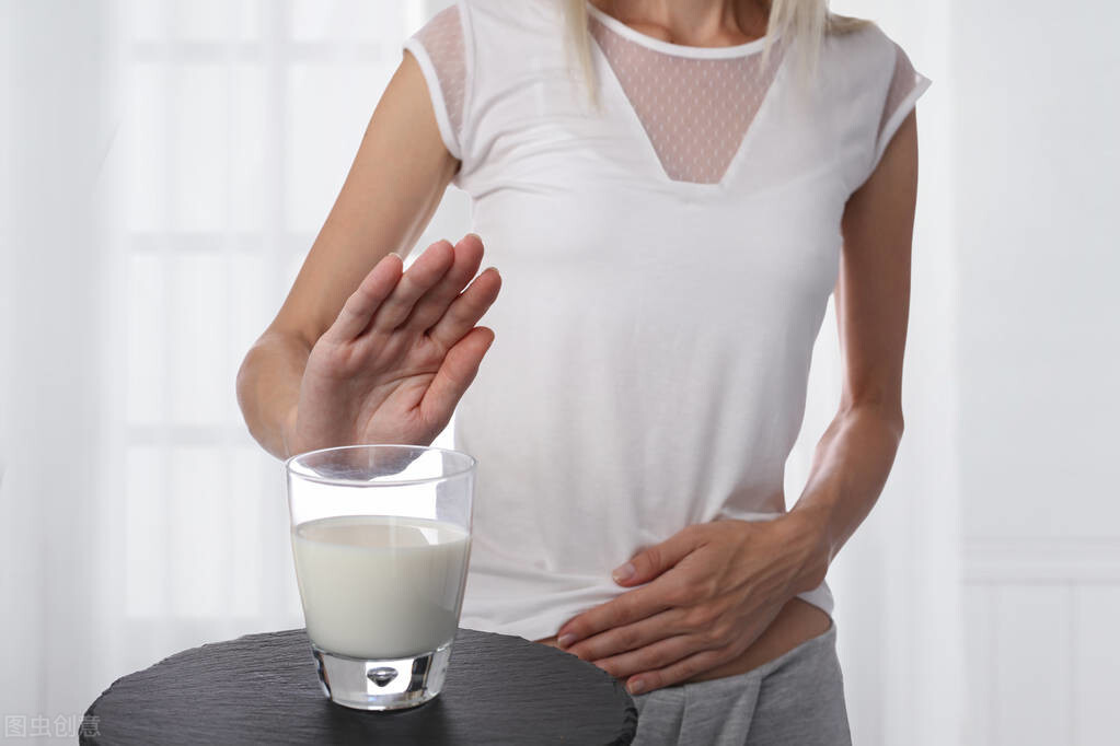 孕妇喝牛奶好处多，但这几类孕妇不建议喝，喝多了对身体造成伤害
