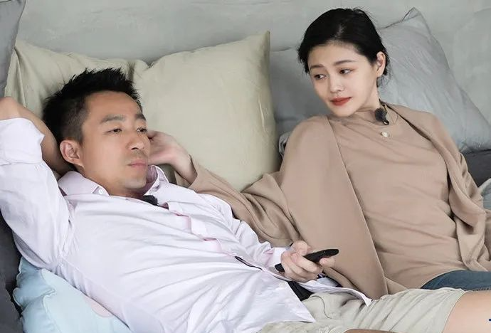 大S终于决定离婚，全网都在恭喜汪小菲？