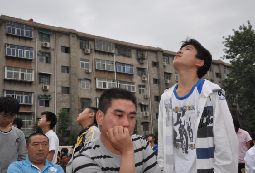 2021各地高考分数线出炉，文理科相差近百分，真是心疼文科生