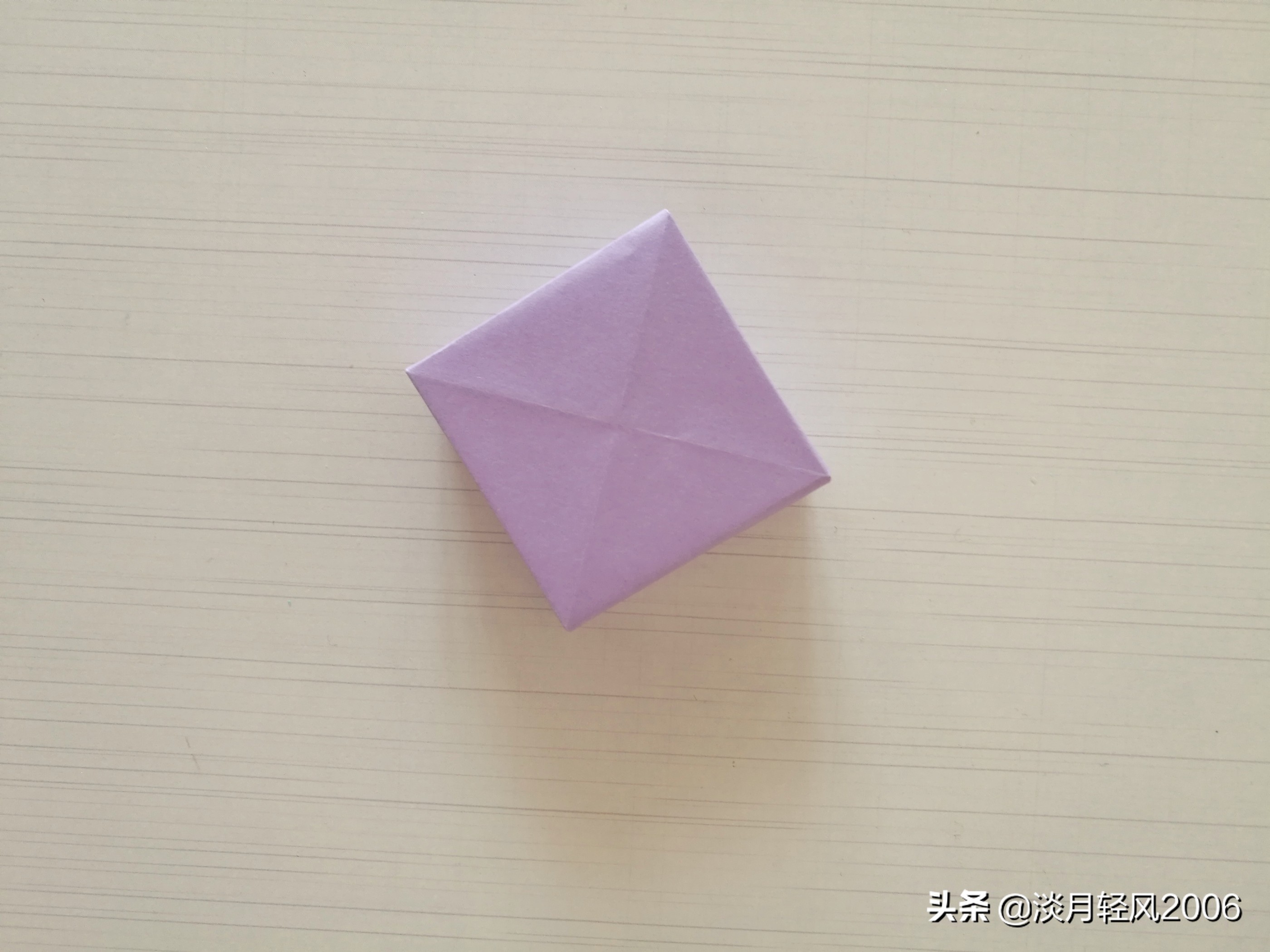 用一张纸折几下两分钟做一个小盒子,很实用的小手工,有制作过程