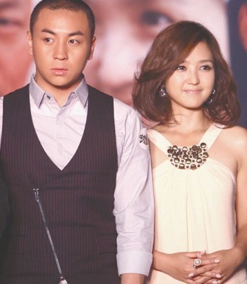 超女何洁的劲爆情史，和释小龙分手后高调嫁人，与前夫互爆黑料