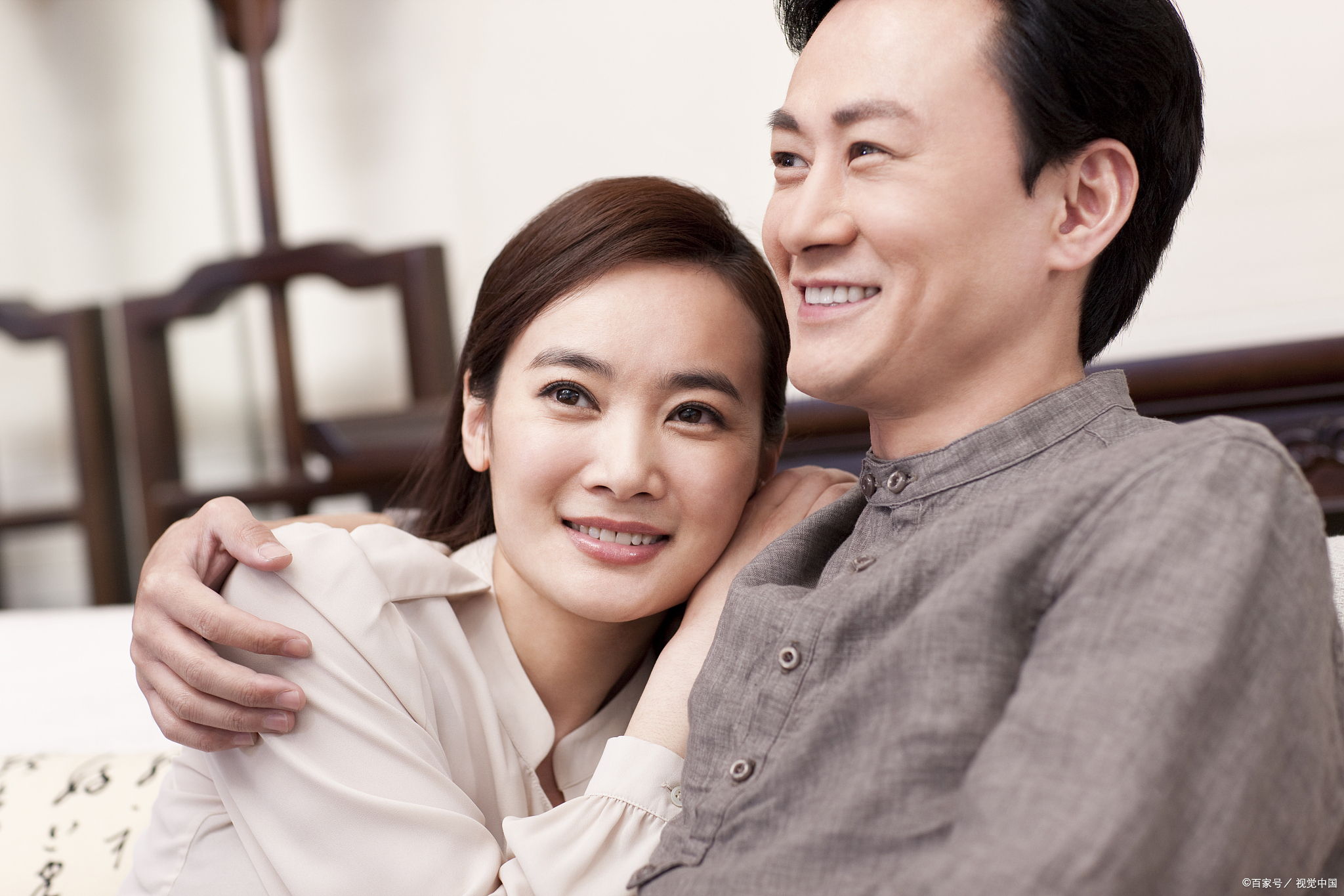 老公出轨女同事，女人只用3招成功挽回，到底发生了什么？