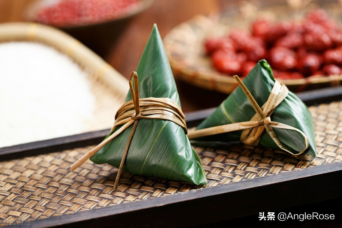 词根sign= mark 记号，信号
