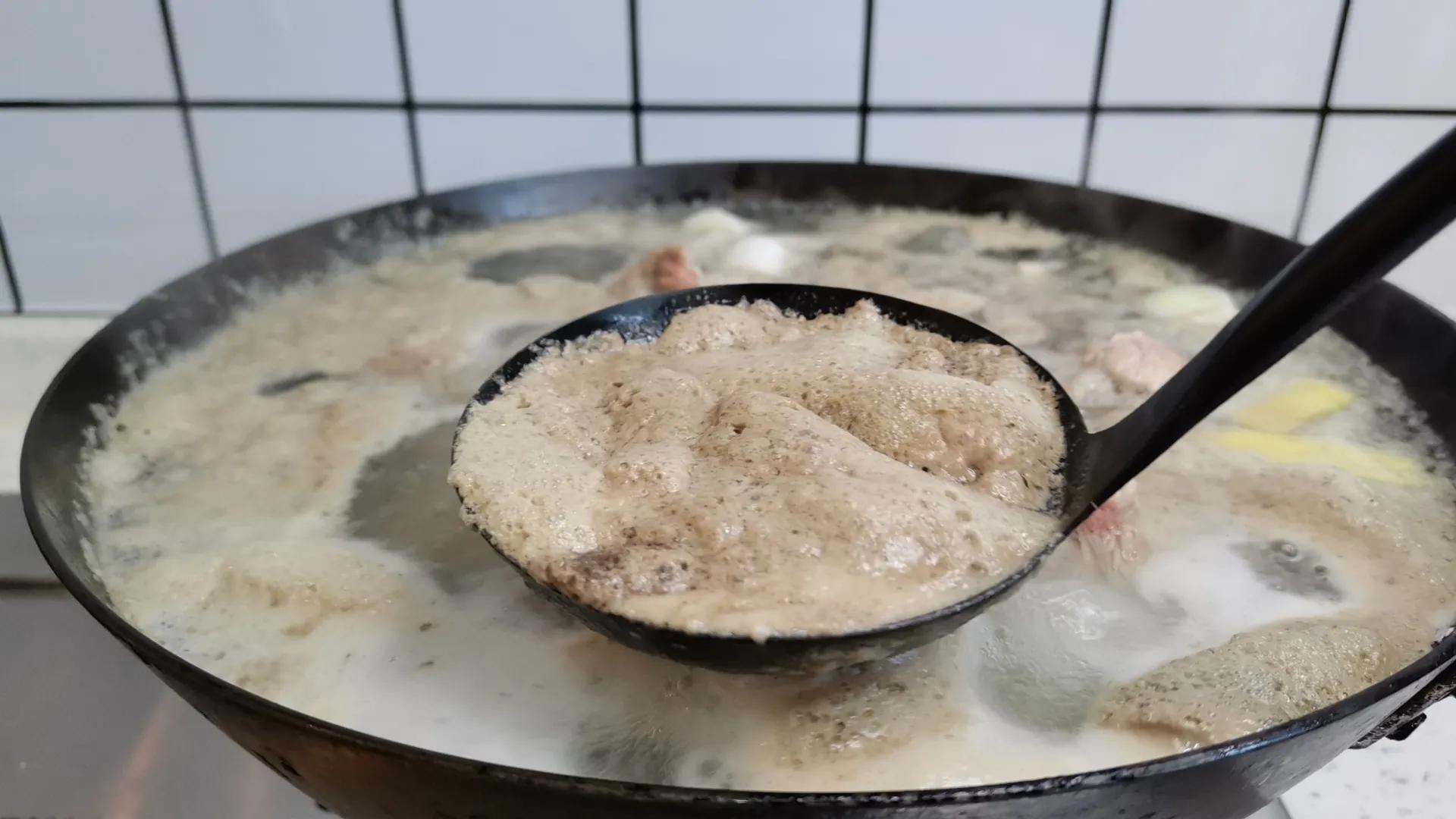 酱香大骨头做法和配方（分享酱大骨嫩而不柴秘制配方）