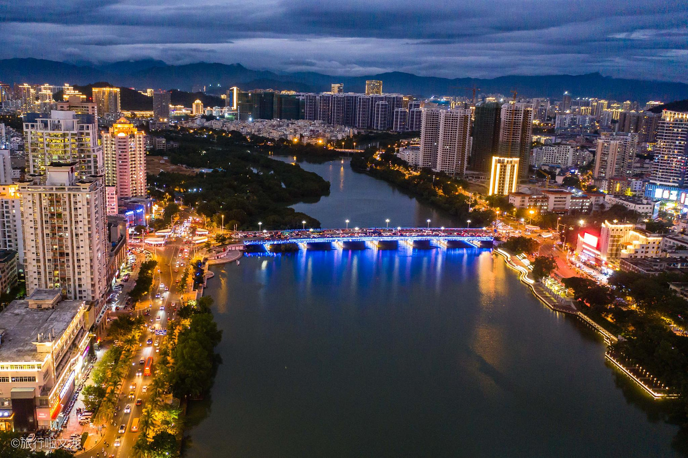 三亚的清晨和黄昏，风景、美食，梦想和青春