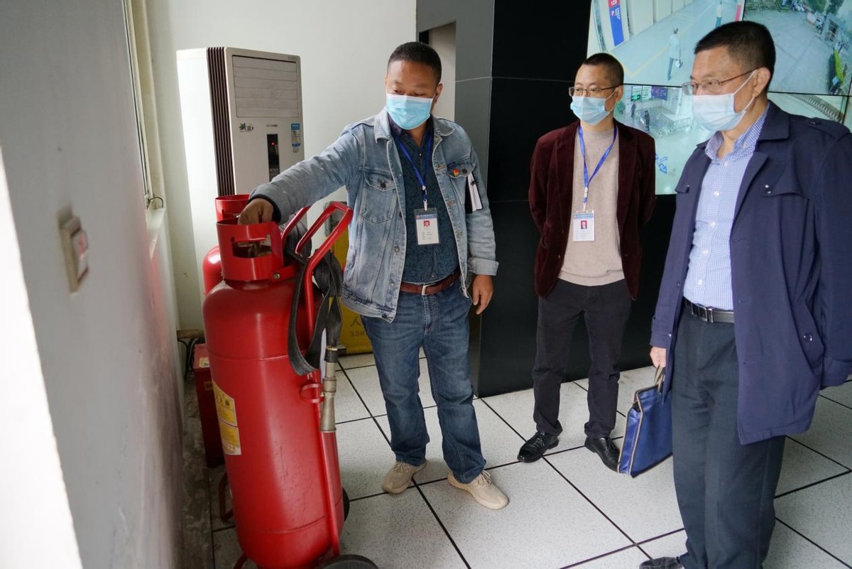 乐山市精神卫生中心：迎接市卫生健康委安全生产专项整治工作检查