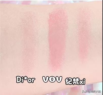 嘴唇干裂、唇纹明显？影响你颜值的小细节正在毁了你，这一招可解