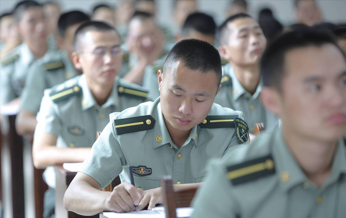 定向培养的士官是什么？想当兵的高中生和父母一定要清楚