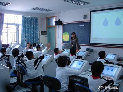 小学语文3大主题排比句，孩子摘抄在积累本，作文内容气势强烈