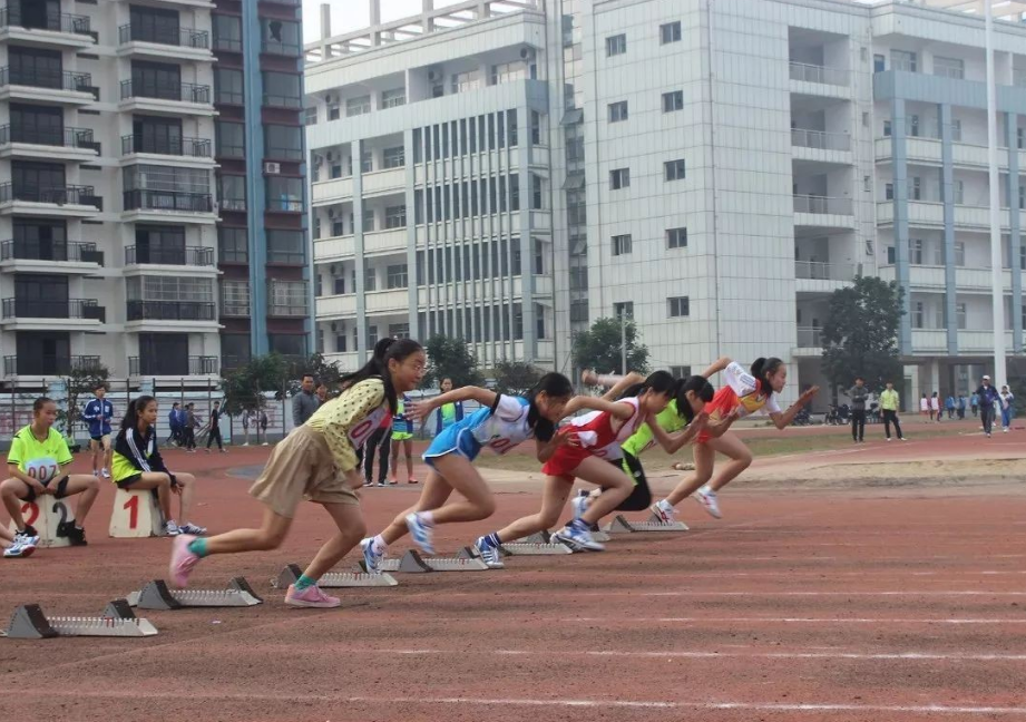 广西迎来4所新大学，教育资源更上一层楼，此外学生迎来坏消息