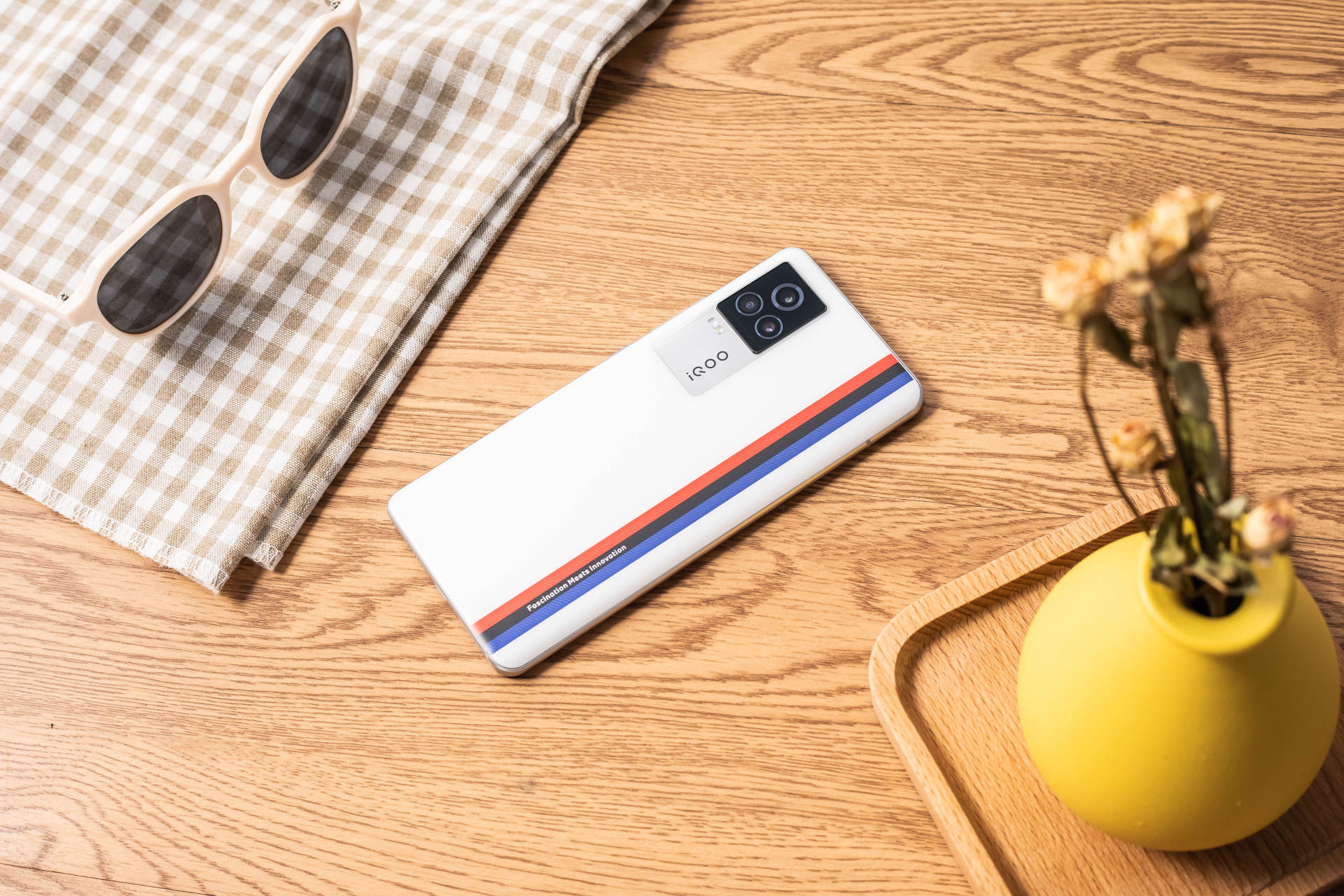 厂商发布618销售战报，准大学生购机参考标准，这三款可闭眼入手