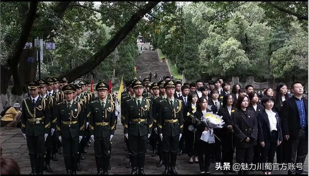 綿陽南山中學雙語學校:青山綠水存正氣,蒼松翠柏慰英靈