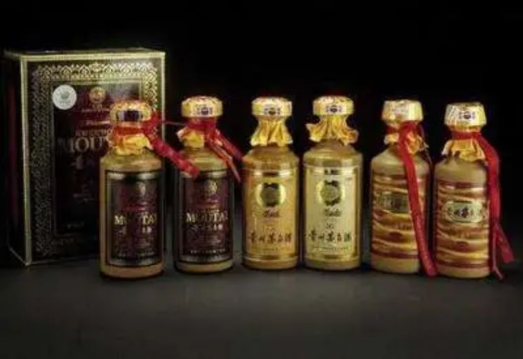 “茅臺15年”和“存放15年的茅臺”差別在哪兒？哪個更值錢？