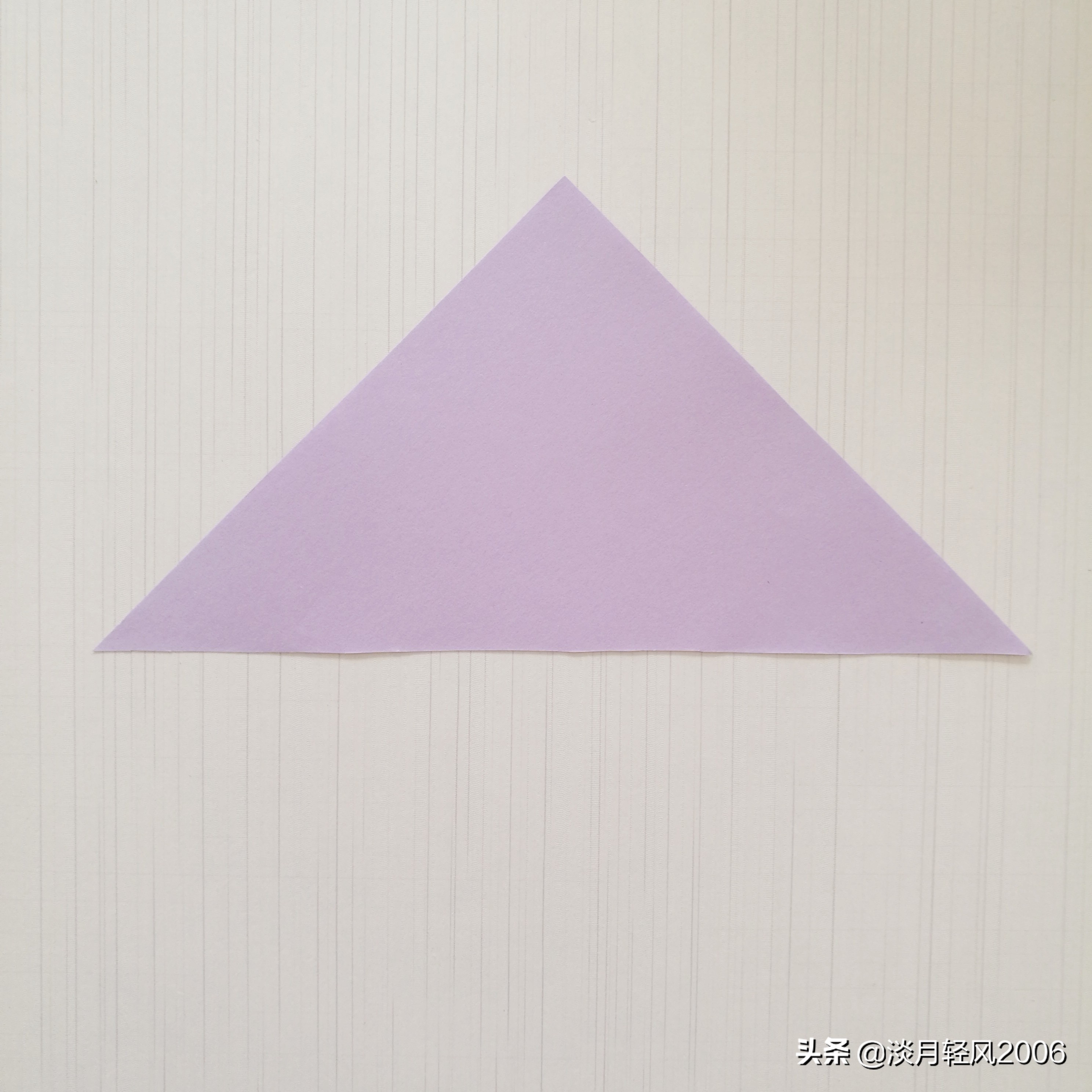 幼儿园手工，自己动手用卡纸做清新小花爱心贺卡，可以当手工作业