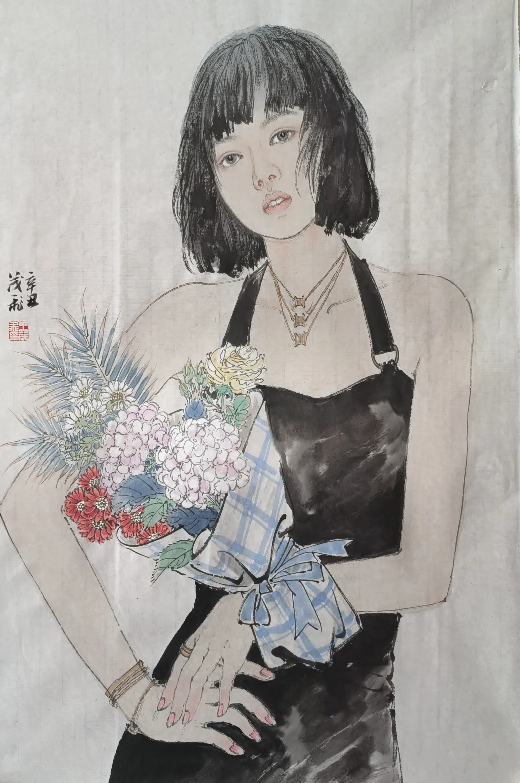 王茂飞,1969年生于云南丘北,壮族,于1991年毕业于云南艺术学院国画系