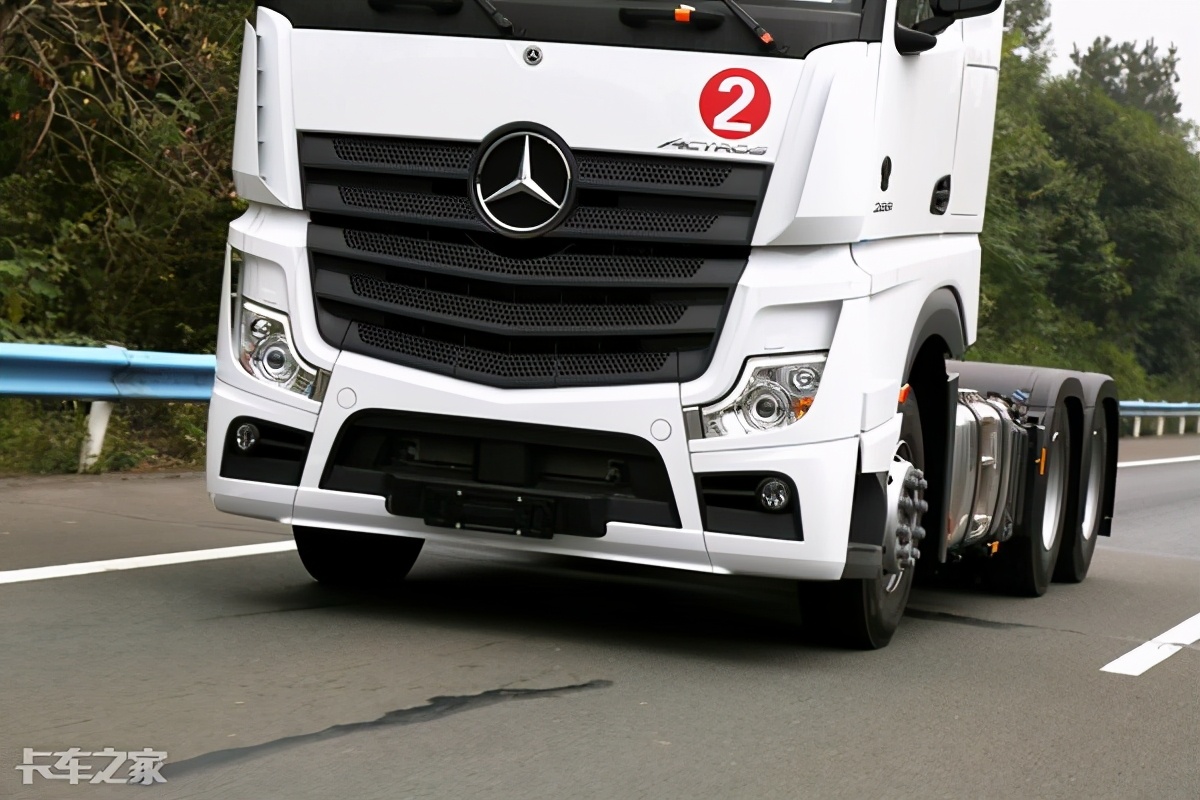 70万出头买一台510马力新款奔驰牵引车,这配置你能接受吗?