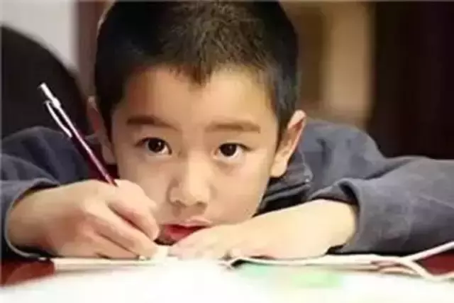 孩子写作业拖拉？家长只需五步轻松应对