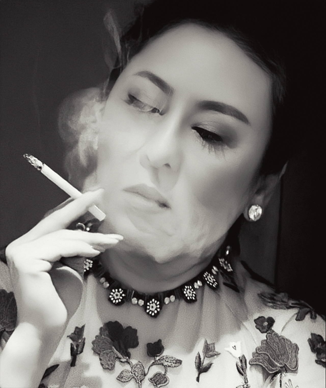 “香港女枭雄”陈岚的传奇人生，和她的风云往事